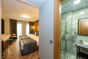Freya Luxury Hotel 4*