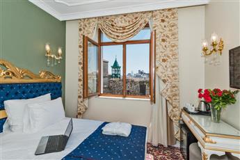 Galatower Hotel 3*