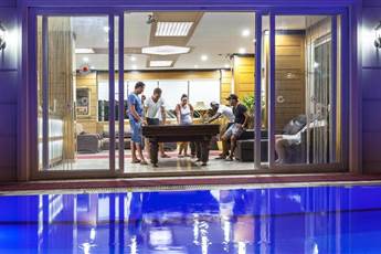 Galaxy Beach Hotel 4*