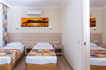 Gardenia Beach Hotel 4*
