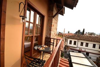 Gazetta Suites By Alp Pasa 4*