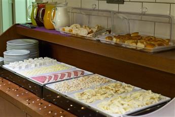 GK Regency Suites Hotel 3*