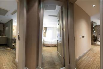 GK Regency Suites Hotel 3*