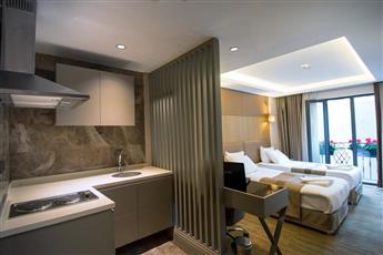 GK Regency Suites Hotel 3*