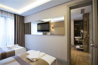 GK Regency Suites Hotel 3*