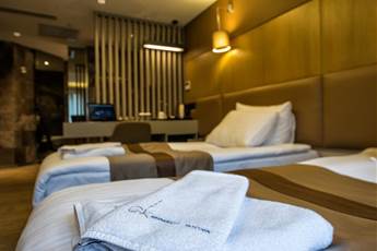 GK Regency Suites Hotel 3*