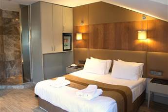 GK Regency Suites Hotel 3*