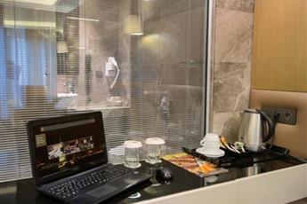 GK Regency Suites Hotel 3*