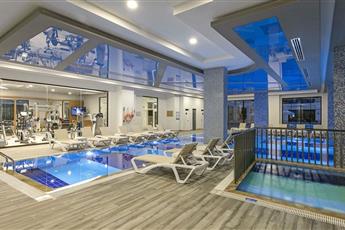 Glamour Resort & Spa