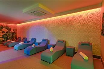 Glamour Resort & Spa