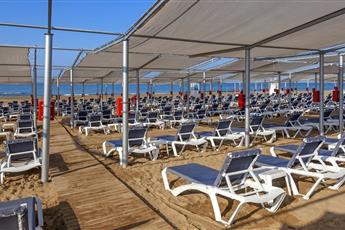 Glamour Resort & Spa