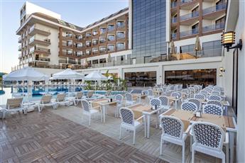 Glamour Resort & Spa