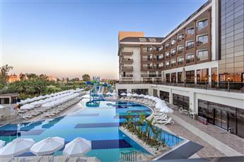 Glamour Resort & Spa