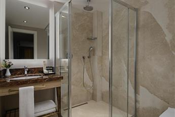 Gleam Bomonti Hotel 4*