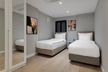 Gleam Collection Hotel 5*