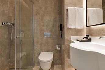 Gleam Collection Hotel