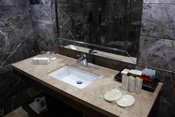 Gold Majesty Hotel