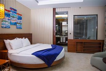 Gold Majesty Hotel