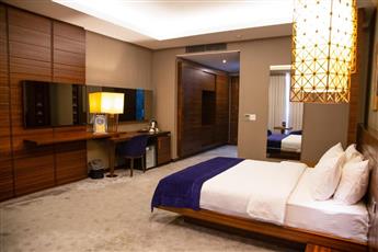 Gold Majesty Hotel