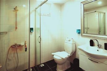 Gold Twins Boutique Hotel 3*