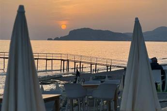 Gold Twins Boutique Hotel