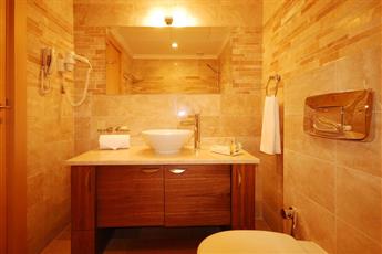 Goldcity Hotel