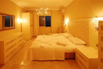 Goldcity Hotel