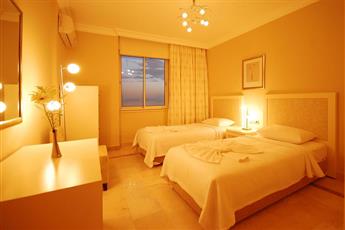 Goldcity Hotel