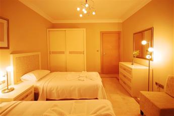 Goldcity Hotel