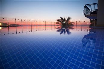 Golden Age Crystal Bodrum 4*
