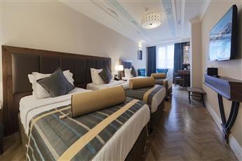 Golden Age Hotel 4*
