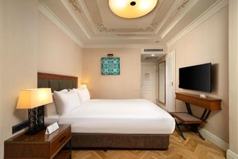 Golden Age Hotel