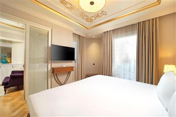 Golden Age Hotel