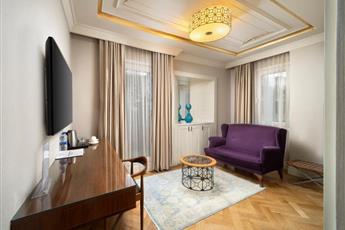 Golden Age Hotel