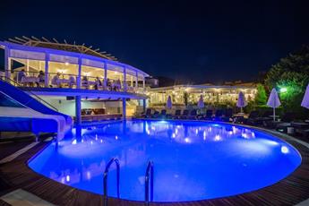 Golden Beach Resort & Spa Bodrum 4*