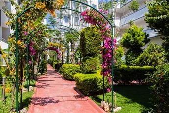Golden Beach Resort & Spa Bodrum 4*