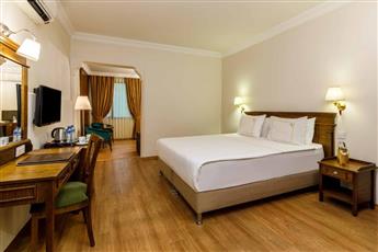 Golden Crown Hotel 4*