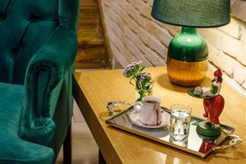 Golden Crown Hotel 4*