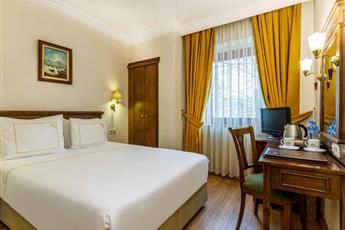 Golden Crown Hotel