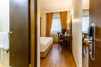 Golden Crown Hotel