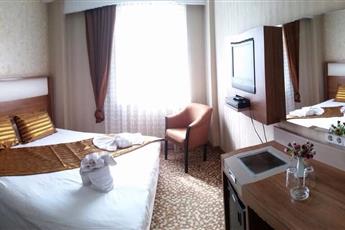 Golden Hill Hotel 4*