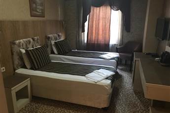 Golden Hill Hotel 4*