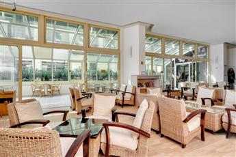 Golden Lotus Hotel 4*