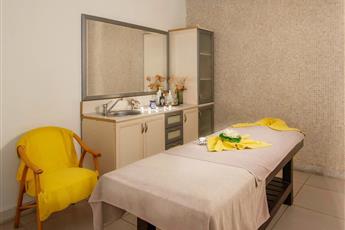 Golden Lotus Hotel 4*