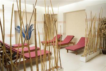 Golden Lotus Hotel 4*