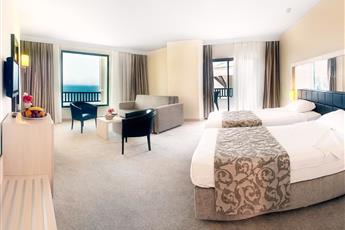 Golden Lotus Hotel 4*