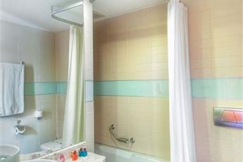 Golden Lotus Hotel 4*