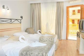 Golden Lotus Hotel 4*