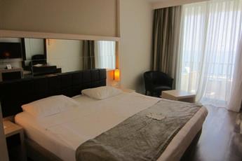 Golden Lotus Hotel