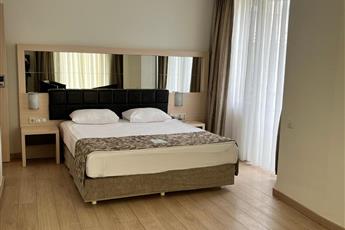 Golden Lotus Hotel